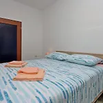 With Parking Space - 24866 Apartman *